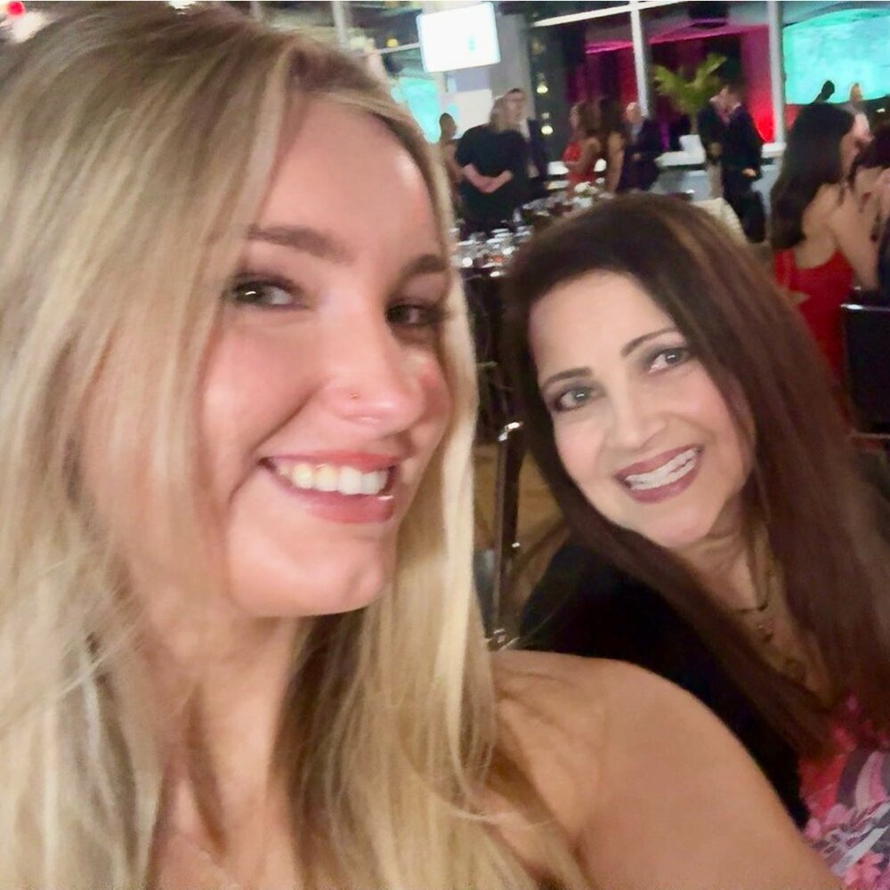 Meet your Posher, Donna